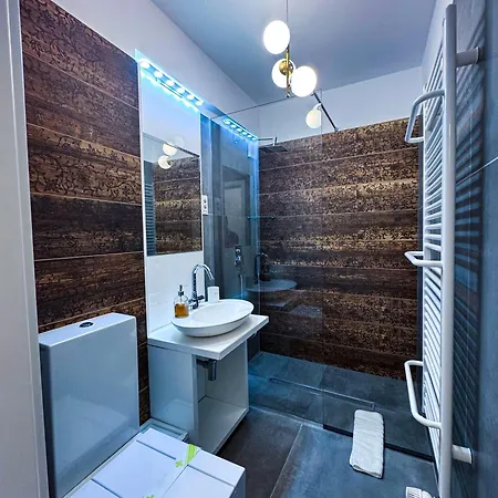 Luxury C Apartment